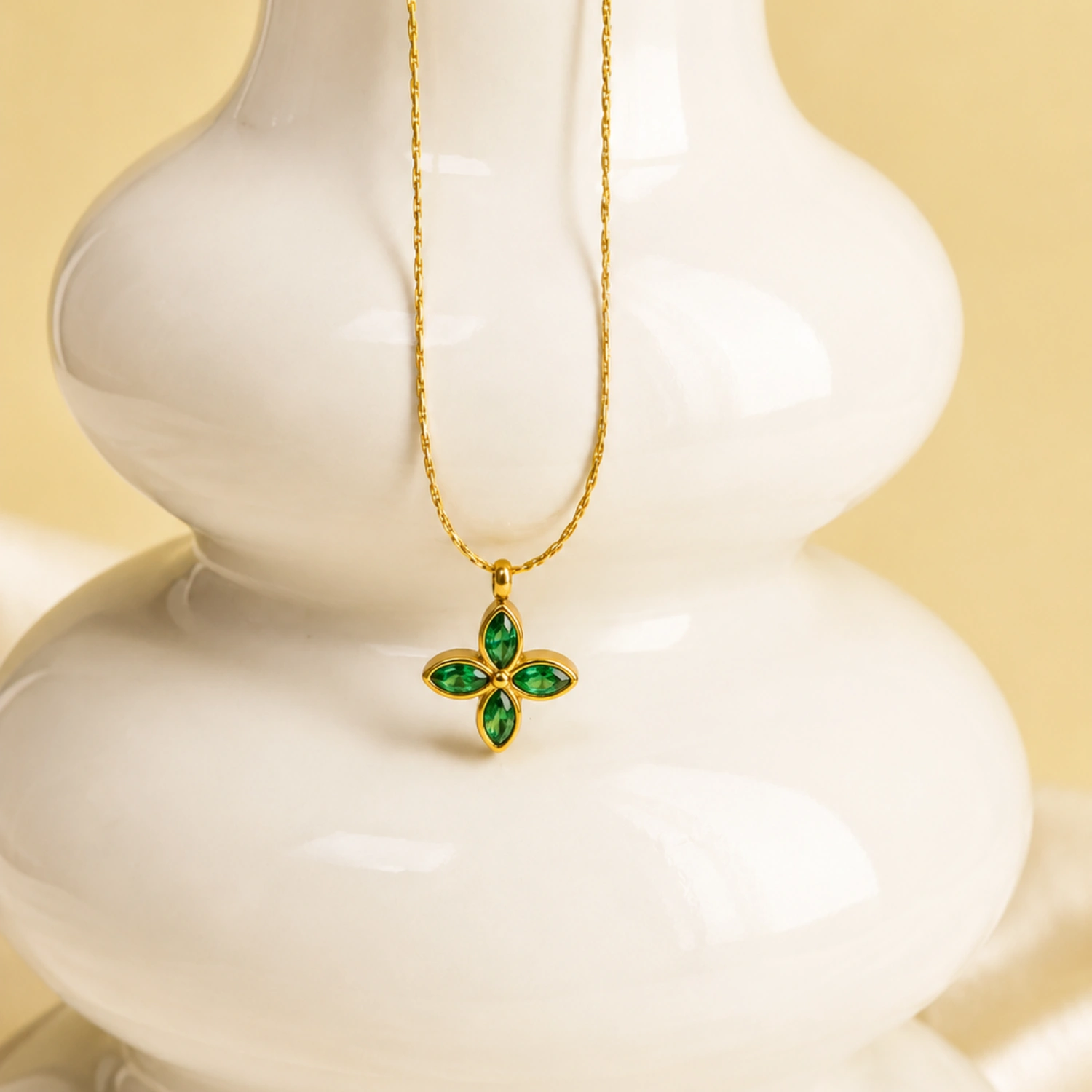 Panna Bloom Necklace